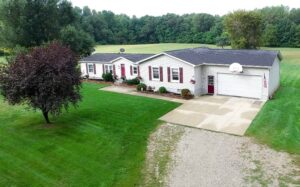 aerial view of ranch home in lapeer